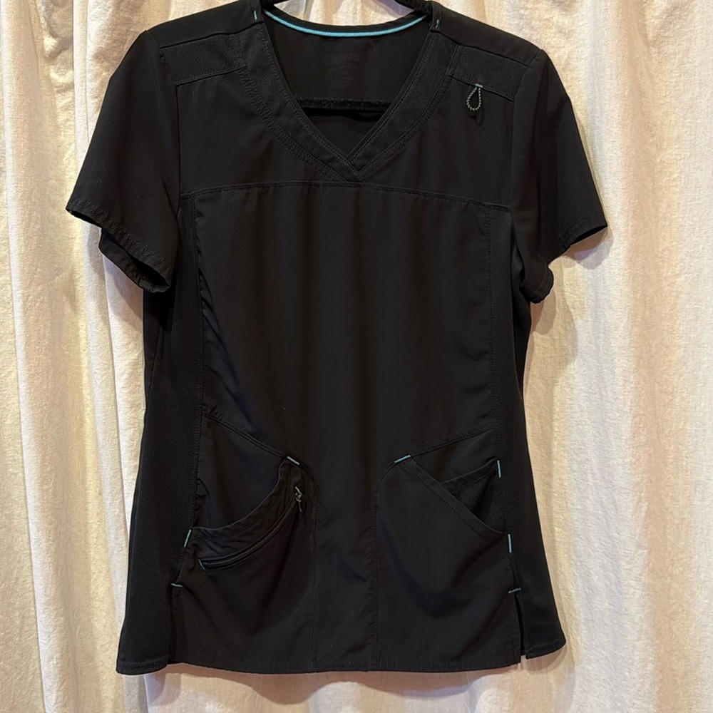 ⚜️ black Scrub top sz Small